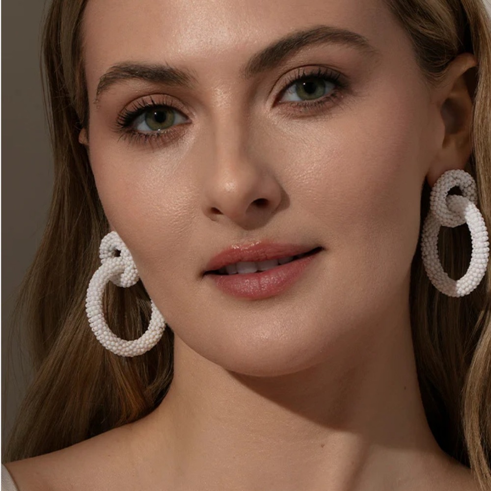 Uncommon James White Interlocking Beaded Hoop Ear… - image 2